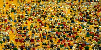 Gdzie zrobić własne figurki LEGO?